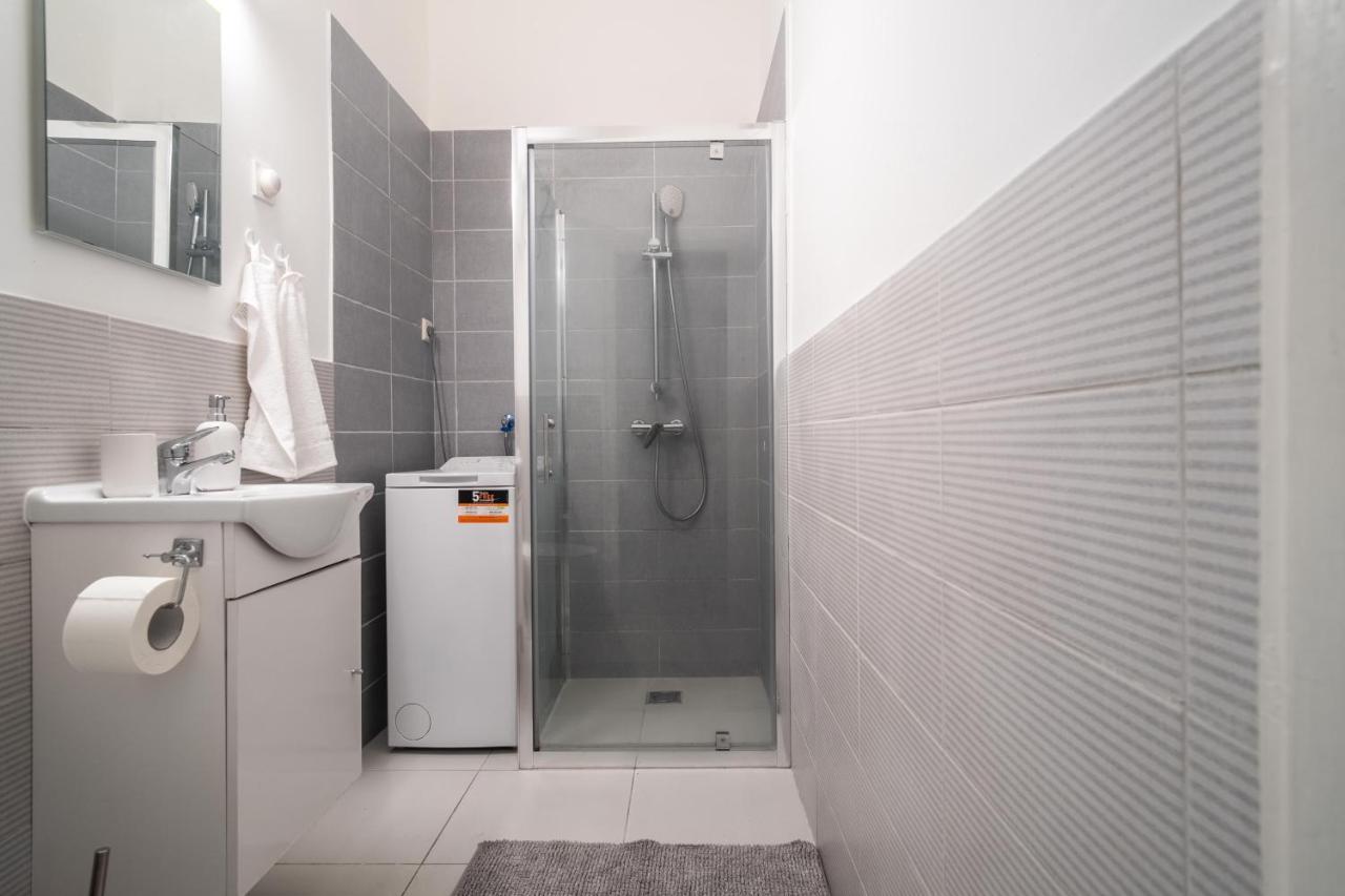 Appartement Very Central 1-Br Apt With Patio à Budapest Extérieur photo